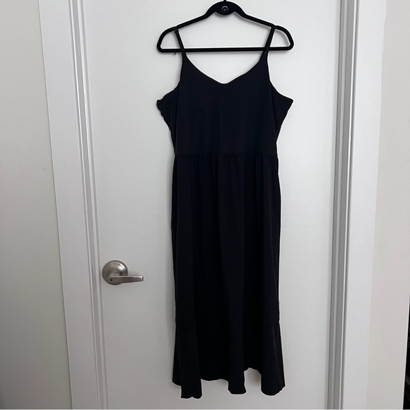 Athleta Dresses & Skirts - Black Athleta Spandex Blend Midi Dress Size XL